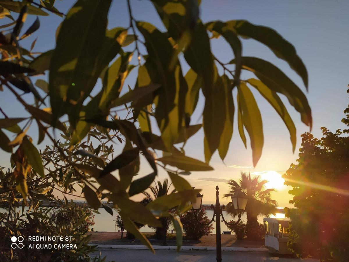 Seaside Deluxe Apartment Skála Kallirákhis エクステリア 写真